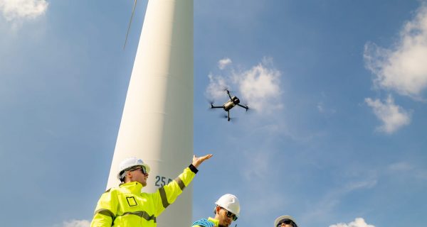 drohneninspektion-windkraftrad